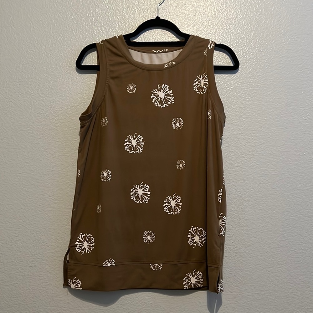 Brown tank top